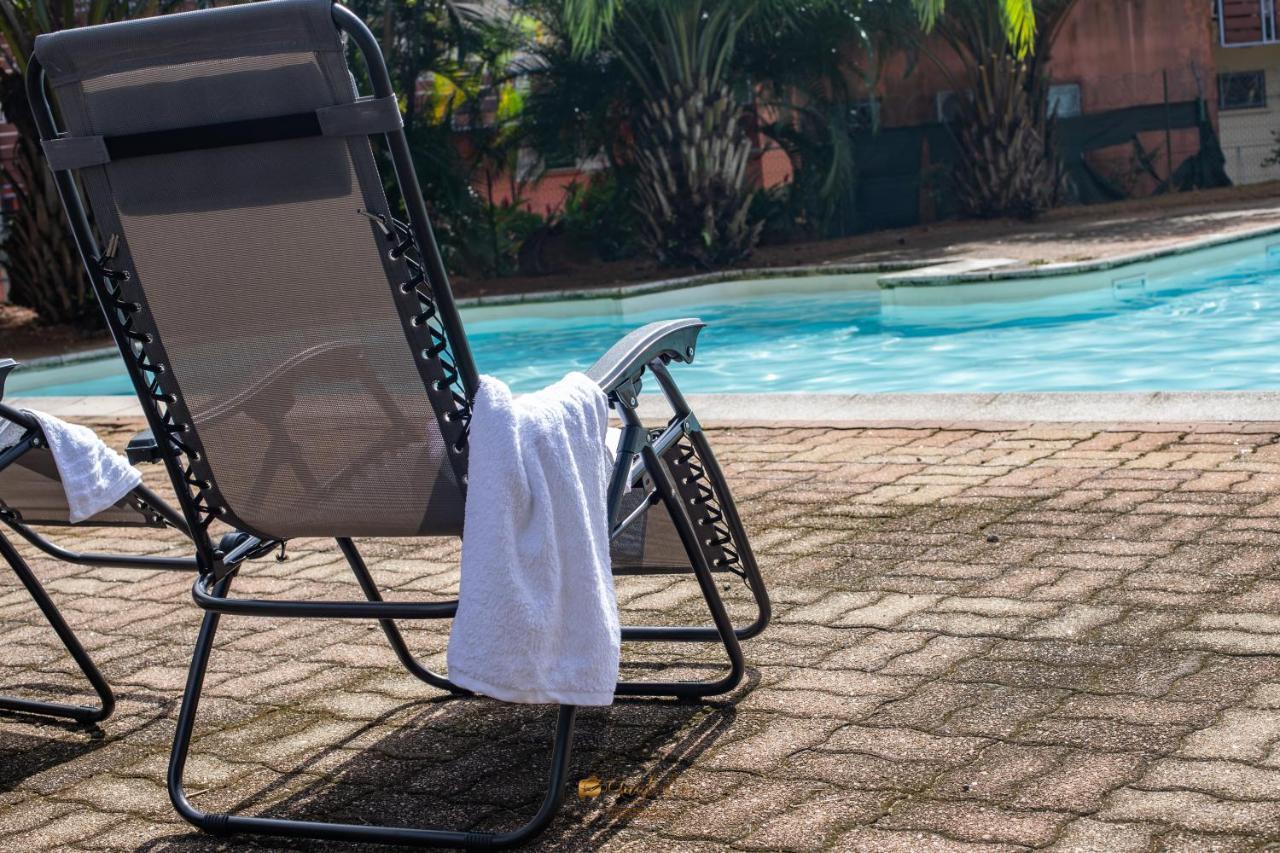 Le Jardin Secret Guyanais Avec Piscine Et Jardin De 70 M2 Apartamento Cayenne Exterior foto